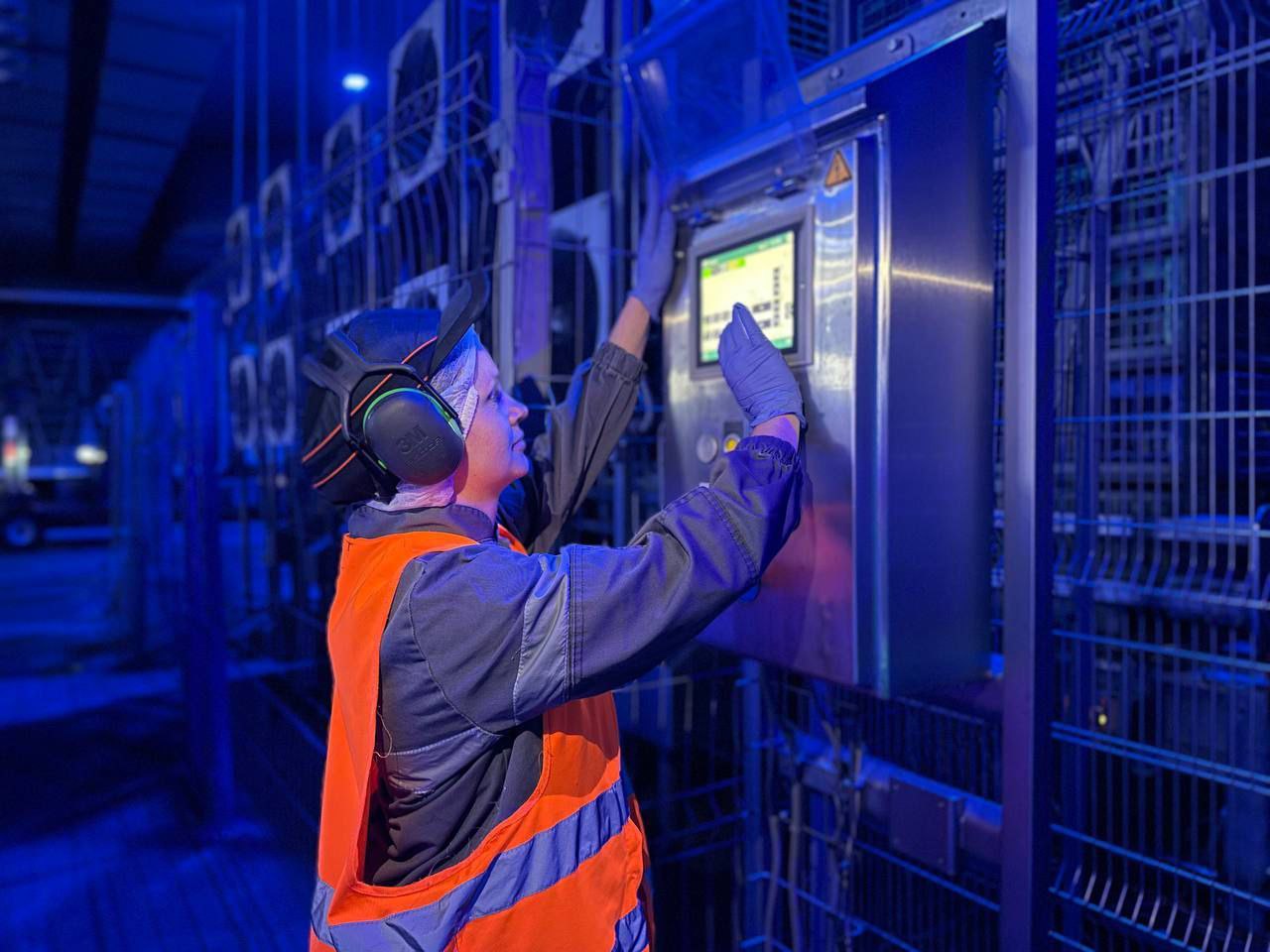 Незламна історія херсонки: Валентина Плюскар — перша жінка-операторка на Вінницькій птахофабриці МХП