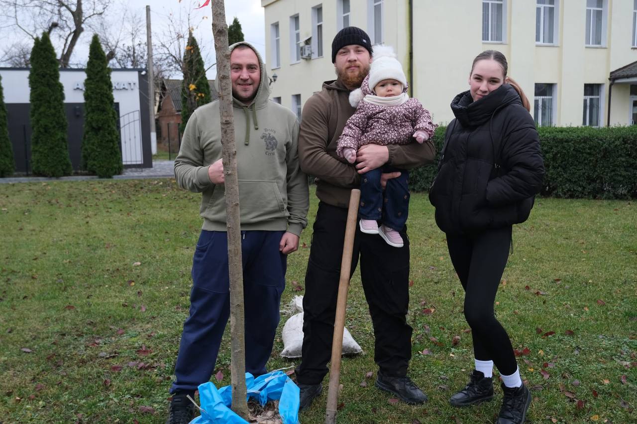 Жителі Липовця продовжують традицію озеленення міста