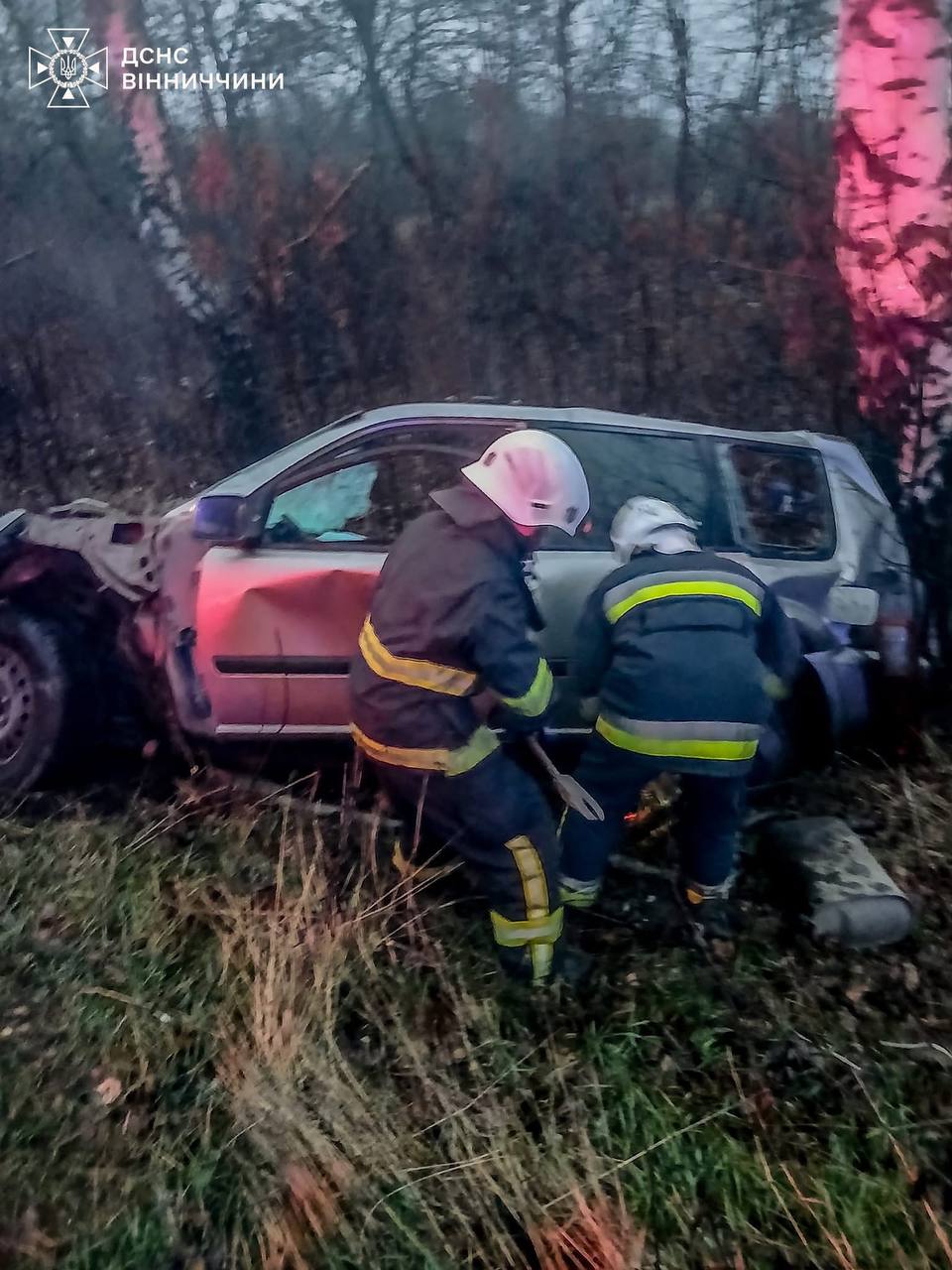 На Вінниччині рятувальники ліквідували наслідки двох ДТП
