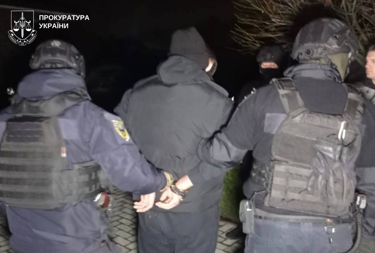 На Вінниччині затримали зловмисників, які вимагали у родини підприємців 200 000 доларів