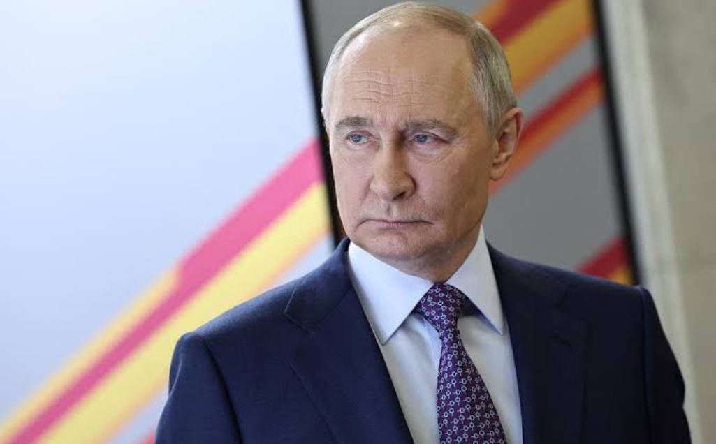 Україна спростувала фейк РФ про «удар по резиденції Путіна»