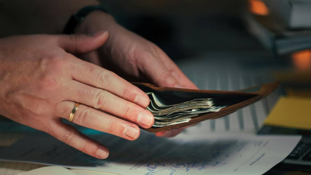 Мінімальна зарплата зросла: що про це думають жителі Немирова