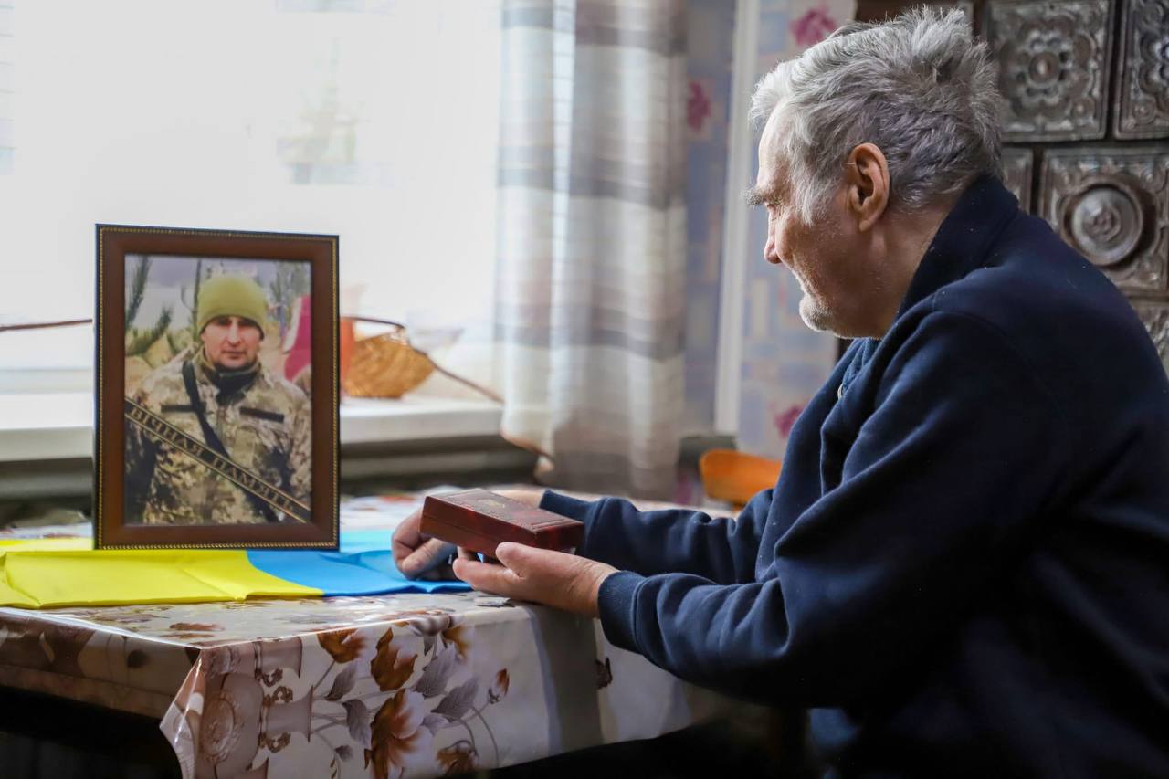 У Стрижавській громаді вшанували пам’ять та відзначили посмертну нагороду захисника Василя Ляшка