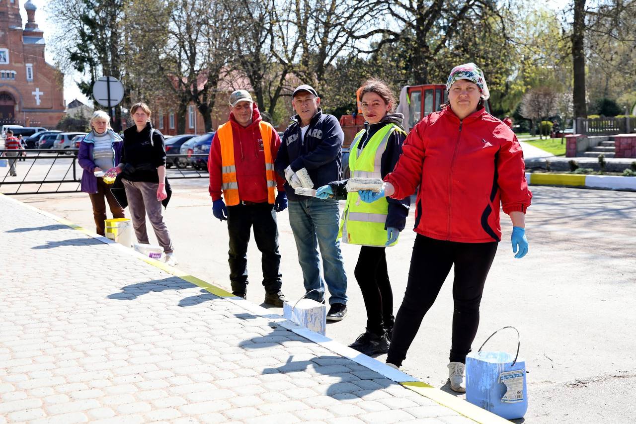 В Іллінецькій громаді тривають роботи з благоустрою