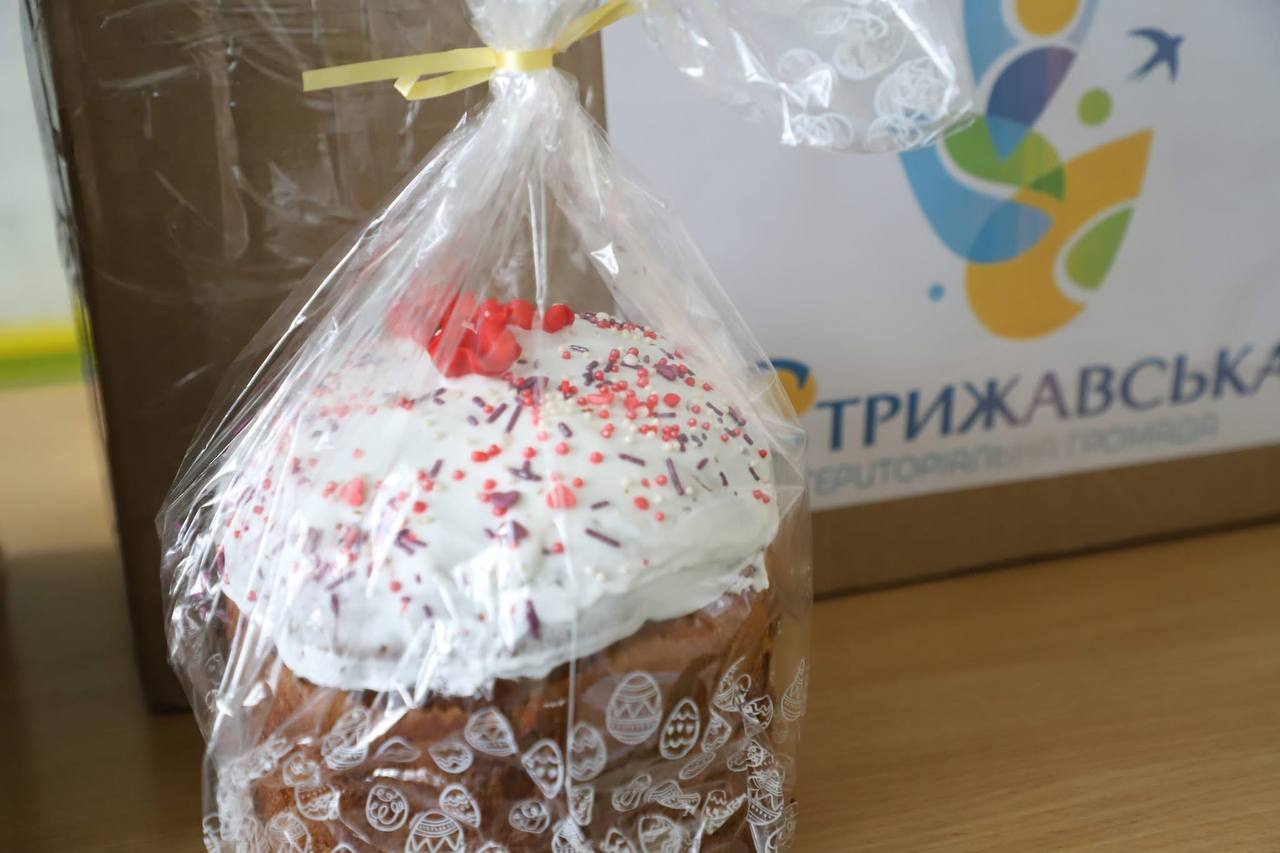 У Стрижавській громаді зібрали та передали великодню допомогу військовим