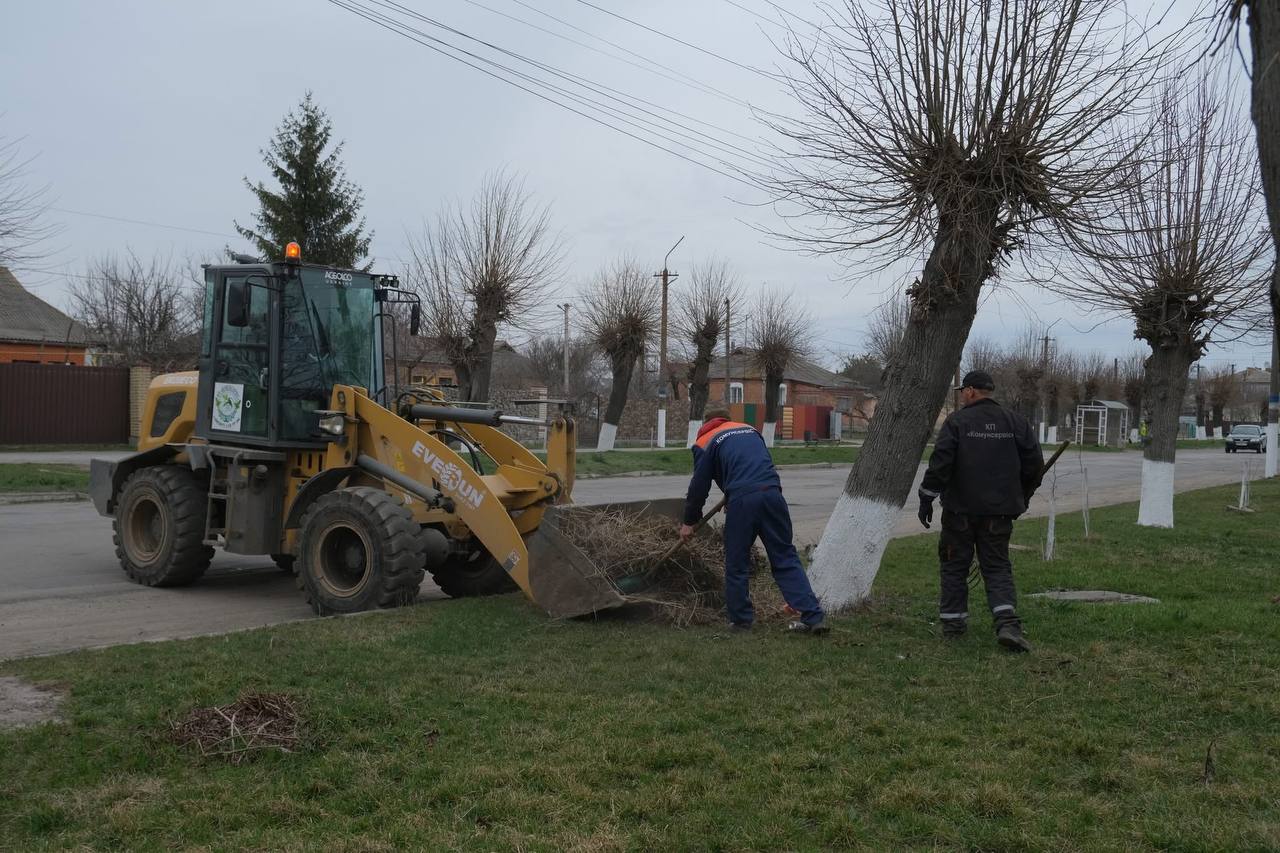 У Липовецькій громаді тривають роботи з благоустрою територій