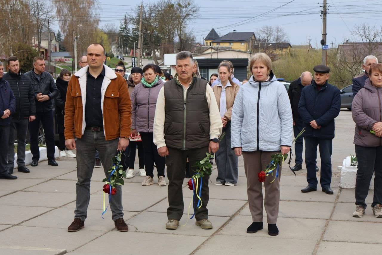 В Оратові вшанували пам’ять загиблих захисників України